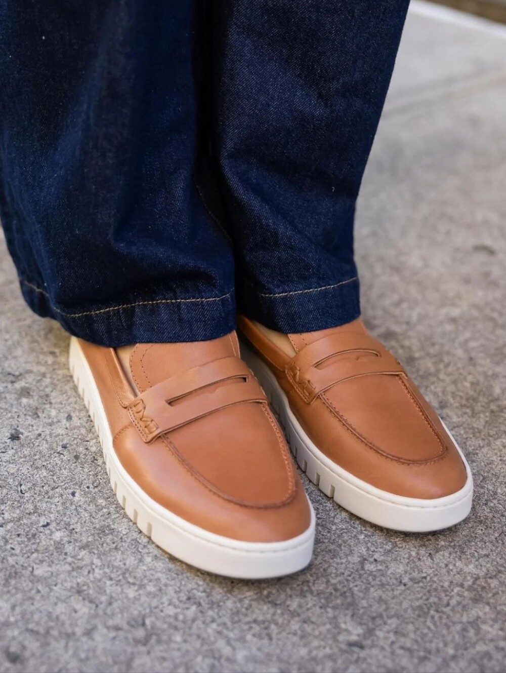NEW Vionic Uptown Slip On Loafer In Camel Leather